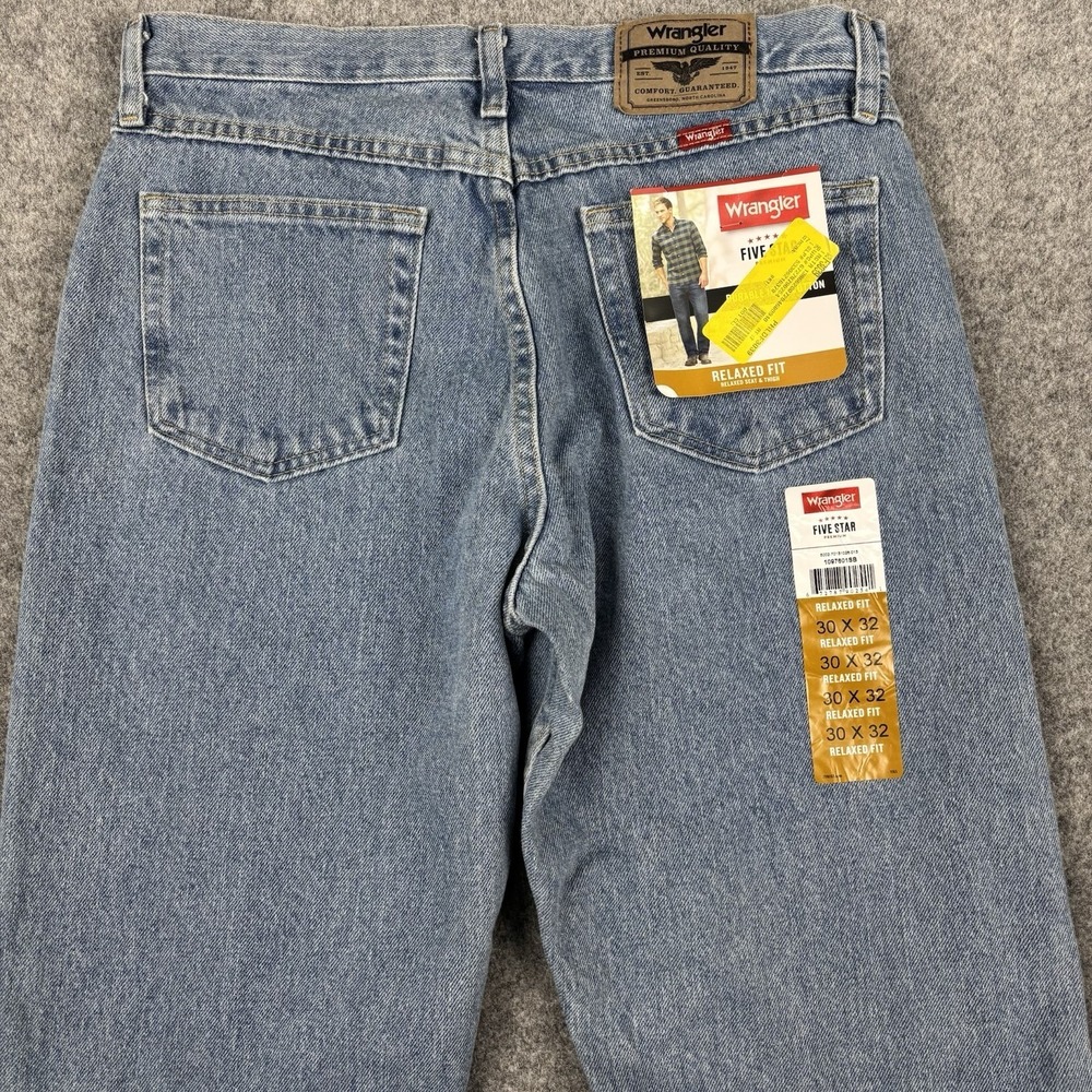 Wrangler Five Star‎ Relaxed Fit Jeans Mens 30x32 Blue Denim Straight Leg NWT